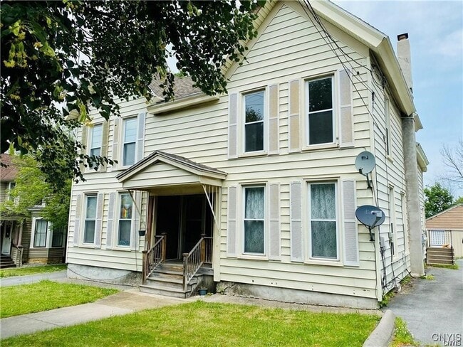 property at 418 Coffeen St