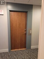 4503 Lake Shore Blvd W in Toronto, ON - Building Photo