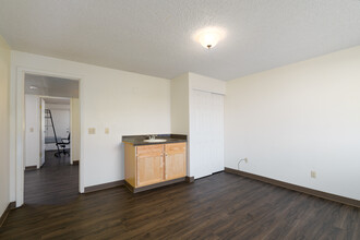 College Crest in Pullman, WA - Building Photo - Interior Photo