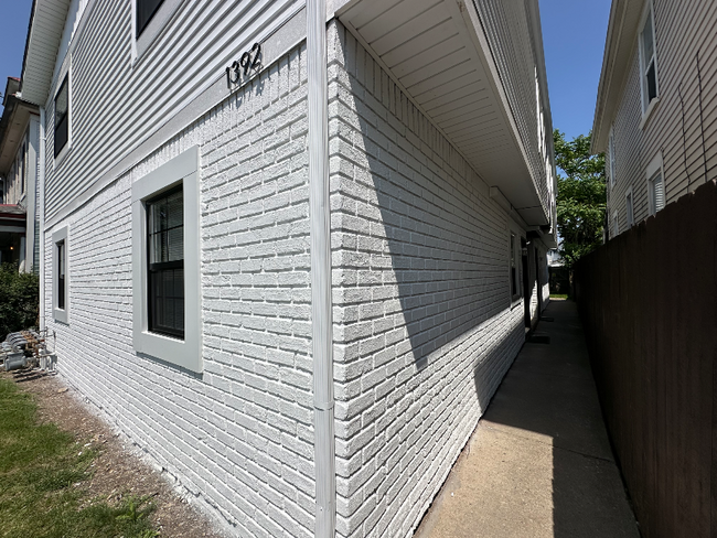 1392 Summit St in Columbus, OH - Building Photo - Building Photo