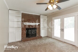 6814 Elm Forest Dr in Charlotte, NC - Building Photo - Building Photo