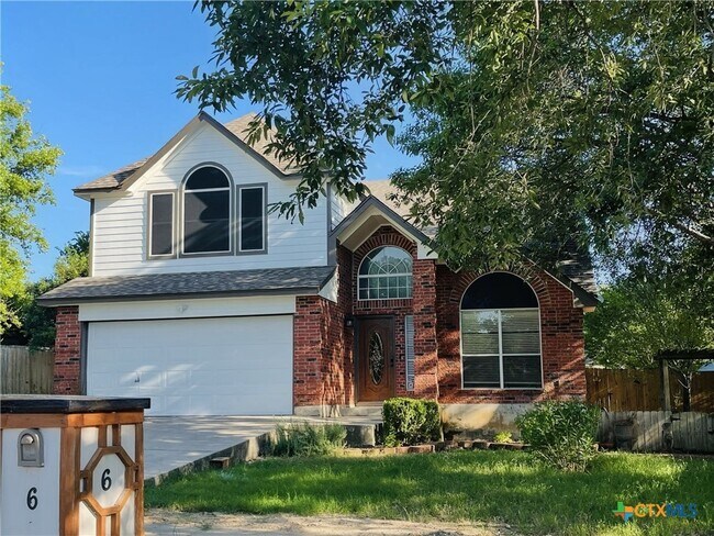 property at 6 Kirkwood Ct
