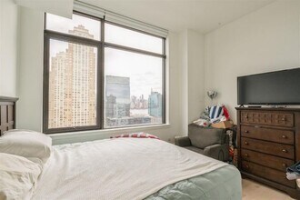 10 Provost St-Unit -2703 in Jersey City, NJ - Building Photo - Building Photo
