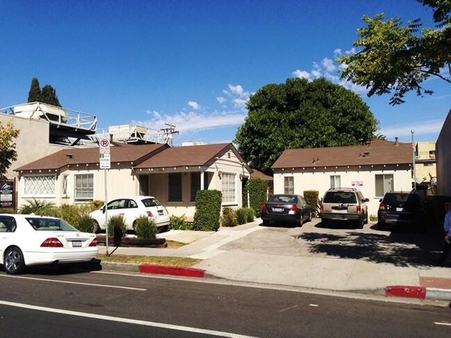 3742 Motor Ave