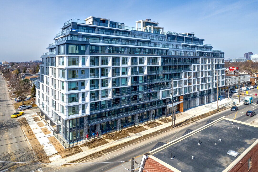 The Dylan in Toronto, ON - Building Photo