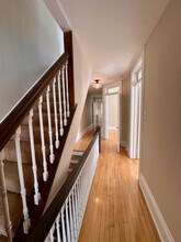 2216 E Ivanhoe Pl, Unit 2 in Milwaukee, WI - Foto de edificio - Building Photo