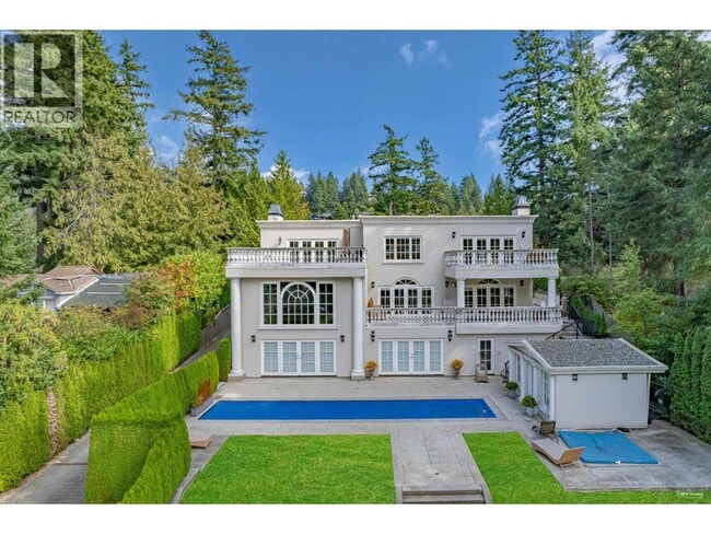 property at 6089 Gleneagles Dr