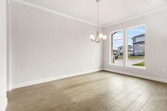 206 Abbeyville Walk in Lakeway, TX - Building Photo - Building Photo