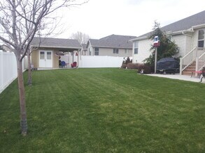 748 2125 W in Syracuse, UT - Building Photo - Building Photo