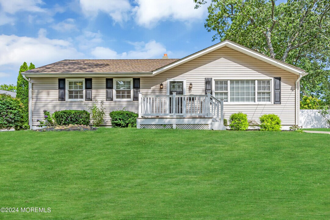 1708 Grove St in Wall Township, NJ - Building Photo