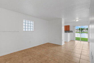 2910 SE 13th Rd in Homestead, FL - Building Photo - Building Photo