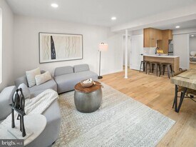 8321 Raymond Ln in Potomac, MD - Building Photo