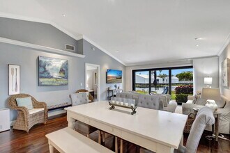 515 Club Dr in Palm Beach Gardens, FL - Building Photo - Building Photo