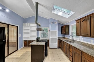 3960 La Salle Way SW in Atlanta, GA - Building Photo - Building Photo