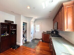 119 Warren St in Arlington, MA - Building Photo - Building Photo