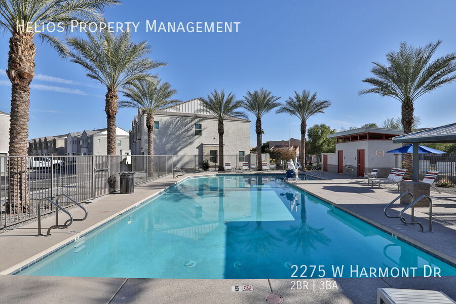 2275 W Harmont Dr in Phoenix, AZ - Building Photo