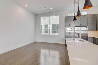 2912 Raleigh St in Dallas, TX - Building Photo - Building Photo