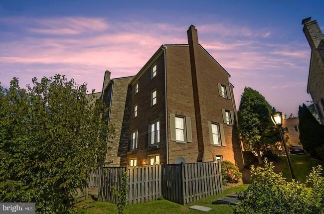 7628 Westlake Terrace in Bethesda, MD - Building Photo - Building Photo