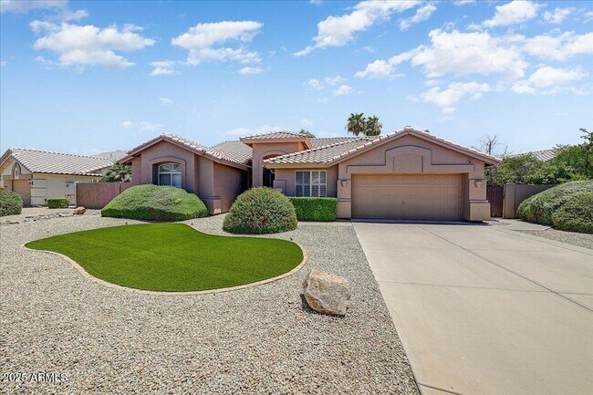 13383 W Alvarado Dr in Goodyear, AZ - Building Photo - Building Photo