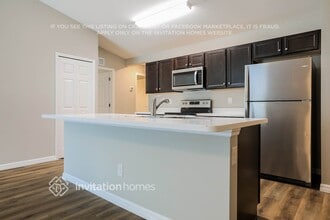 1094 Veronica St in Port Charlotte, FL - Building Photo - Building Photo