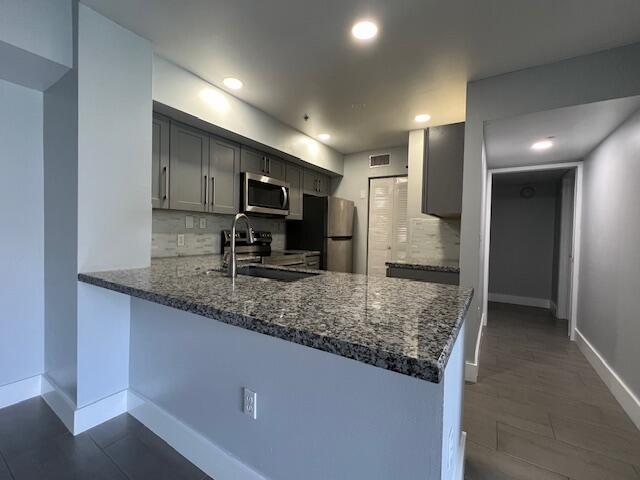 property at 7904 Sonoma Springs Cir