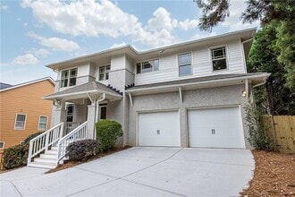 2675 Sugar Mill Dr SE in Atlanta, GA - Building Photo - Building Photo
