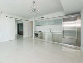 1040 Biscayne Blvd, Unit 2508 in Miami, FL - Building Photo