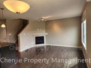 4934-4214 214 St in Edmonton, AB - Building Photo - Building Photo