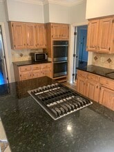 2325 Spring Iris Dr in Hoover, AL - Building Photo - Building Photo