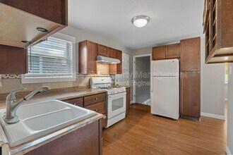 4100 E Iowa Ave in St. Louis, MO - Building Photo - Building Photo