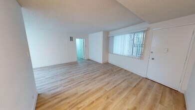 337 N. Palm Drive in Beverly Hills, CA - Foto de edificio - Interior Photo