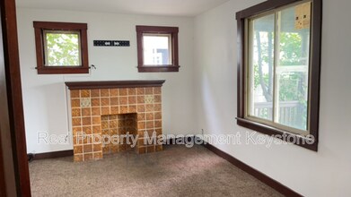 122 E 16th Ave in Homestead, PA - Building Photo - Building Photo