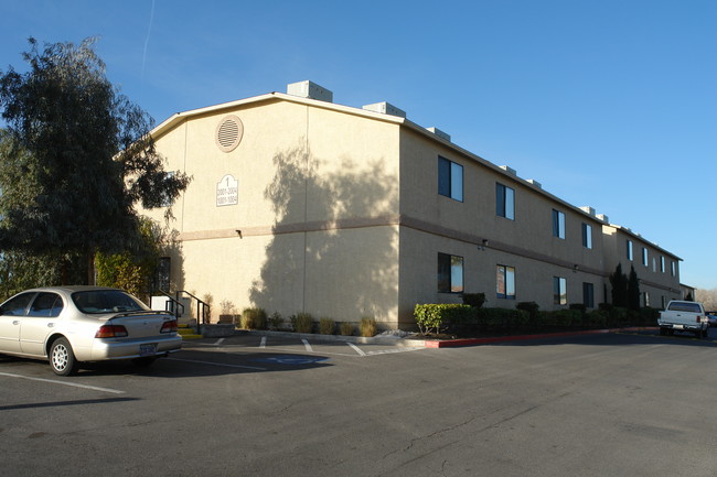 St. Louis Apartments in Las Vegas, NV - Foto de edificio - Building Photo