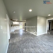 4614 S Alaska St in Tacoma, WA - Building Photo - Building Photo