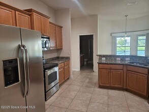 2074 Botanica Cir in West Melbourne, FL - Building Photo - Building Photo