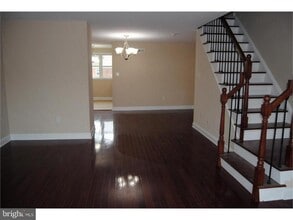 10848 Modena Dr in Philadelphia, PA - Building Photo - Building Photo