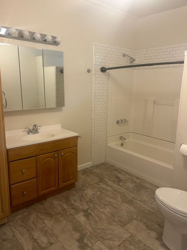 317 Lewis Ave, Unit Front House in Billings, MT - Building Photo - Building Photo