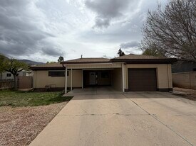 345 W 400 S in Cedar City, UT - Building Photo
