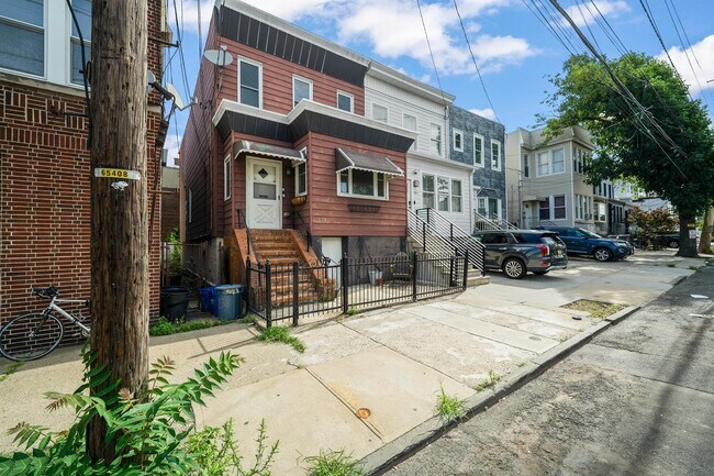 138 North St in Jersey City, NJ - Building Photo - Building Photo