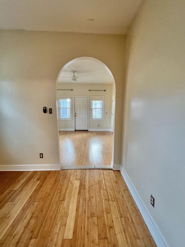 500 Parkway Dr NE in Atlanta, GA - Building Photo - Building Photo