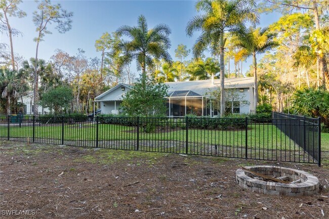 3430 27th Ave SW in Naples, FL - Building Photo - Building Photo