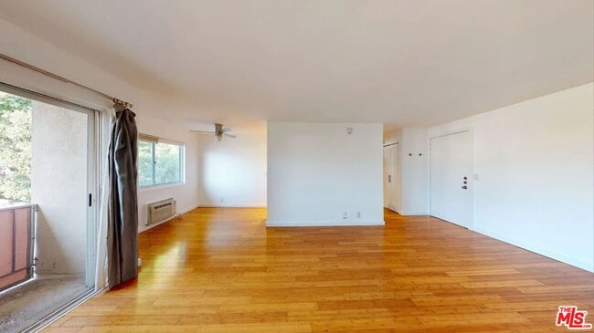 525 N Sycamore Ave in Los Angeles, CA - Building Photo - Building Photo