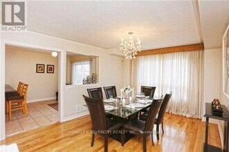 26 Slessor Ln in Brampton, ON - Building Photo - Building Photo