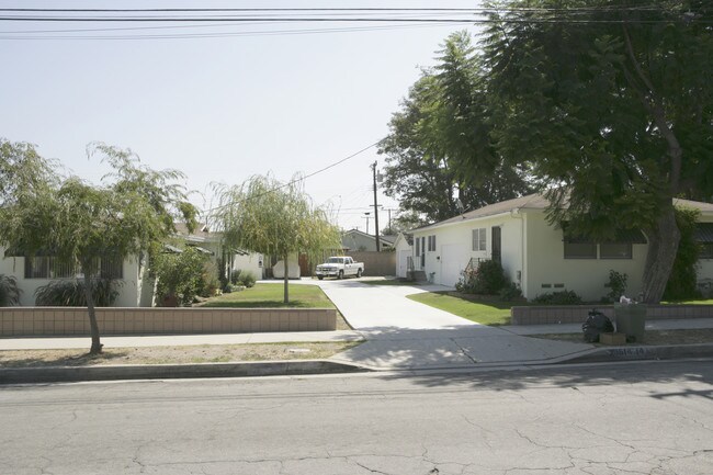 25310 Oak St in Lomita, CA - Building Photo - Building Photo