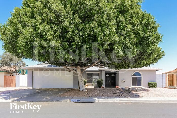 5240 W Desert Cove Ave in Glendale, AZ - Building Photo