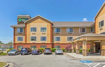 Furnished Studio-Jacksonville - Camp Lejeune in Jacksonville, NC - Building Photo - Building Photo