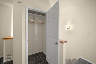 11440 Dawn St in Anchorage, AK - Building Photo - Building Photo