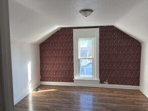 208 Forest St in Sidney, OH - Foto de edificio - Building Photo