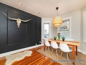 39 Parkton Rd in Boston, MA - Foto de edificio - Building Photo