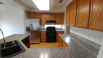 10018 Flagstaff Butte Ave in Las Vegas, NV - Building Photo